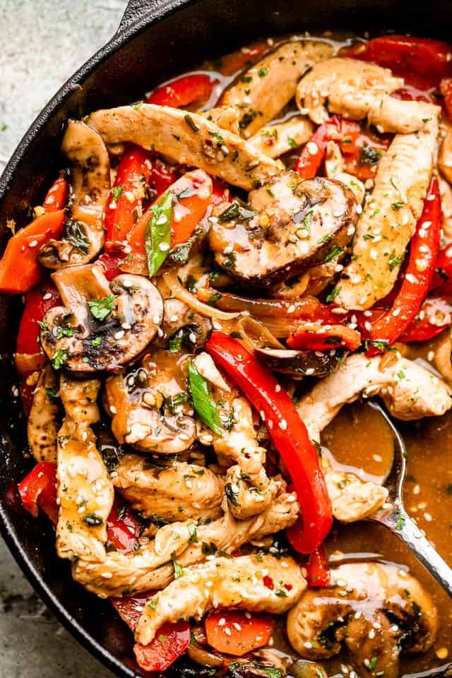Skillet with chicken stir fry