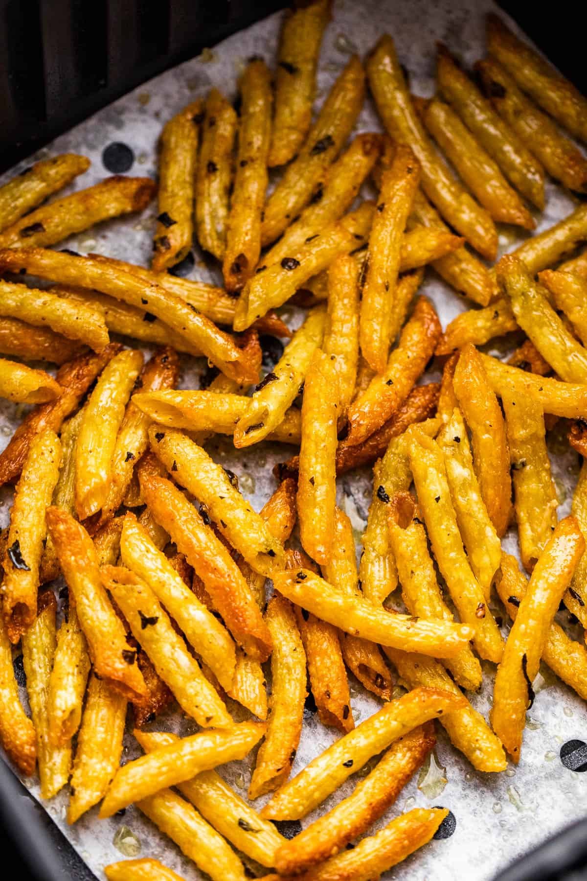 baked pasta chips in air fryer basket