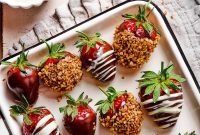 Simple Chocolate Strawberry Delights