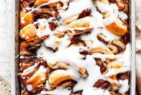 Ooey-Gooey Cinnamon Bake