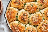 Irresistible Pizza Poppers
